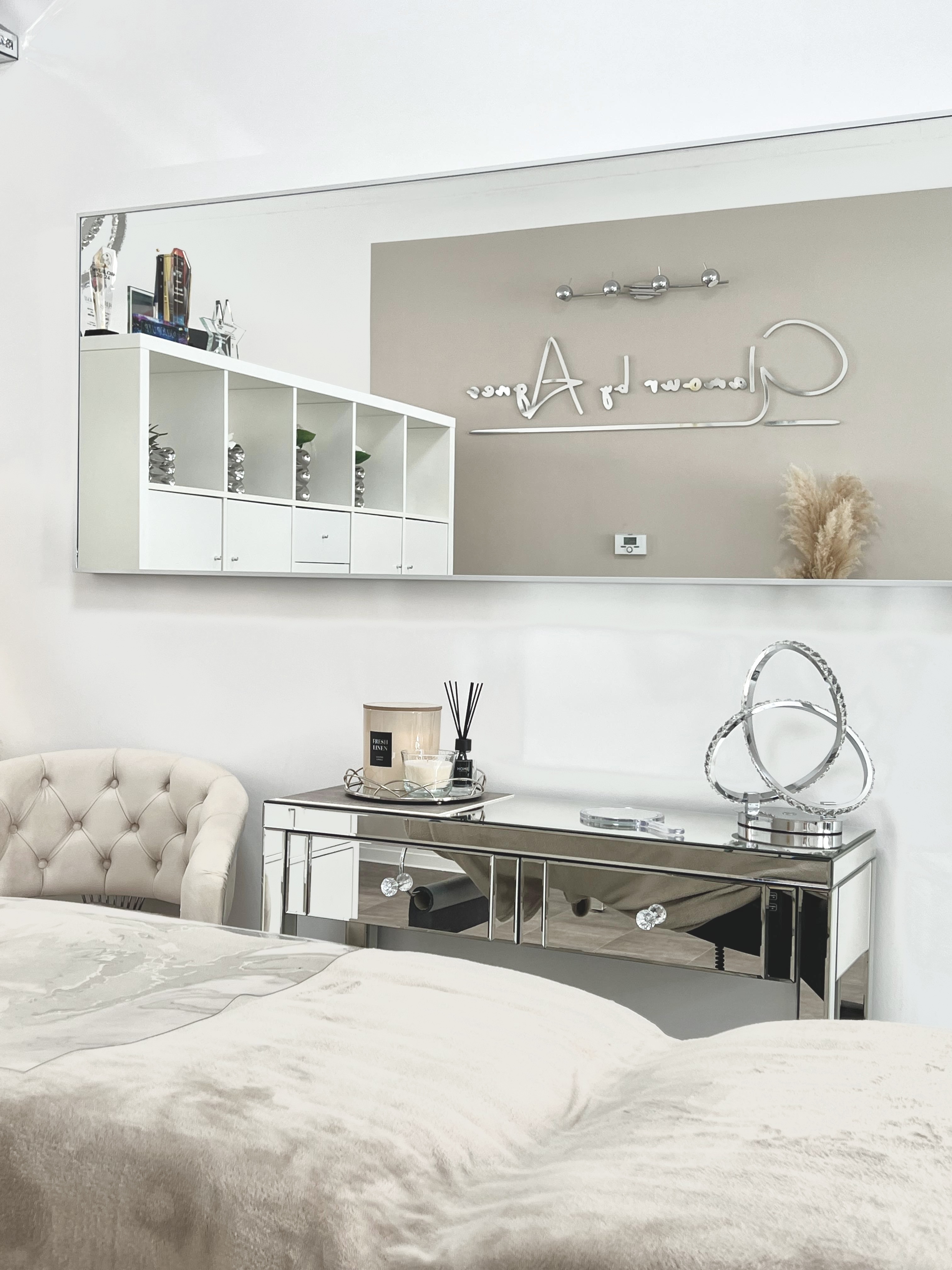 Glamour by Agnes Permanent Make-Up Studio Bochum - Behandlungsraum mit moderner Ausstattung